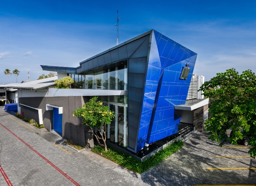 PT Macananjaya Cemerlang Background