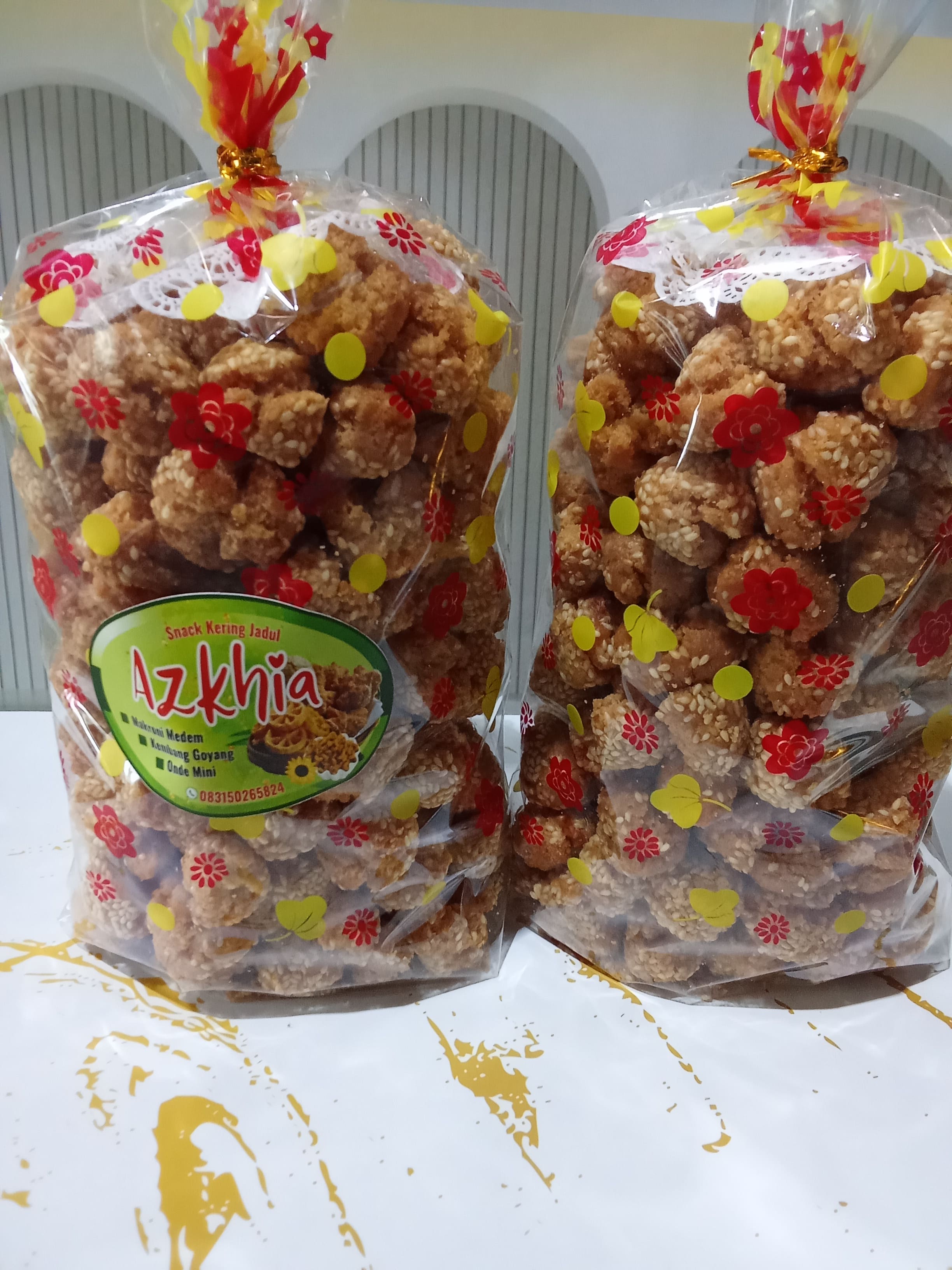 Foto Produk Azkhia Snack 